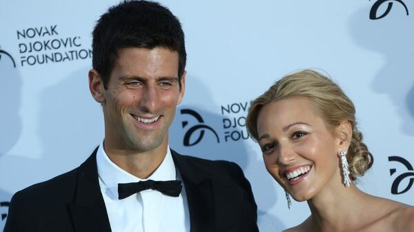 Djokovic y Jelena Ristic durante un evento de su fundación (AP)