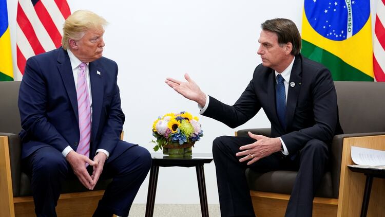 Donald Trump y Jair Bolsonaro durante la reuniÃ³n en el marco del G20 en Osaka. (Reuters)