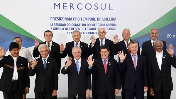 Los presidentes de los países miembros del Mercosur durante una cumbre reciente (AFP)