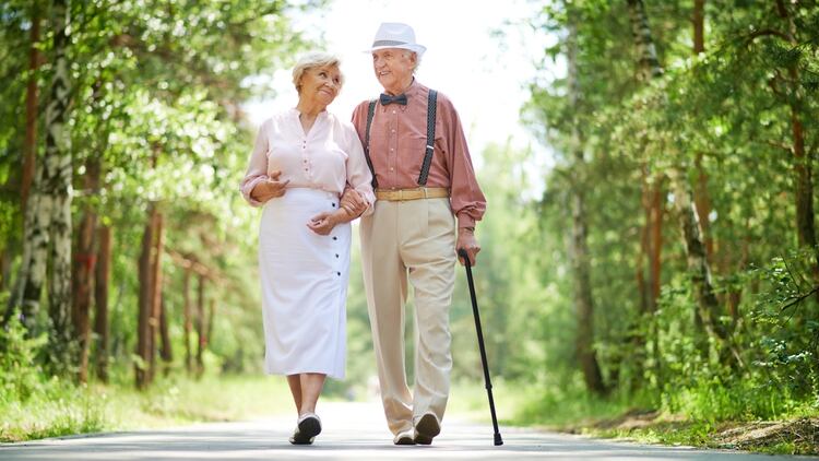 Un estudio revela que la longevidad no viene en los genes (Shutterstock)
