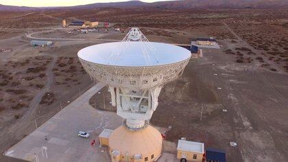 La estación espacial que el régimen chino instaló en la Patagonia de la Argentina y la considera parte de su territorio: se encuentra ubicada en la provincia de Neuquén. Allí no se permite personal local