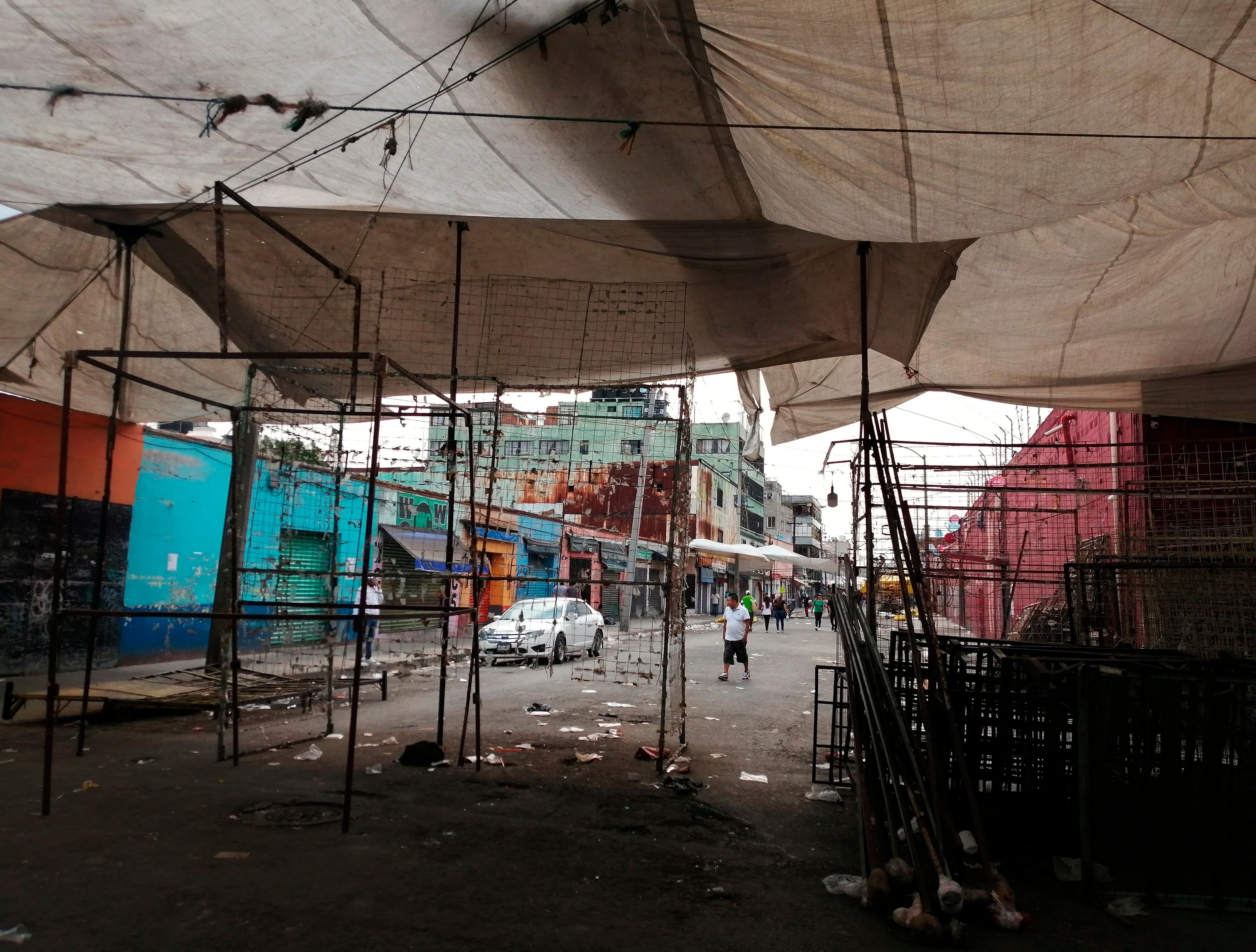 De qué vamos a vivir?”: comerciantes de Tepito se rehúsan a cerrar ...