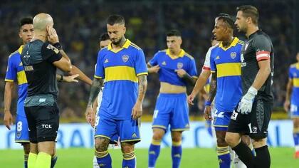 Boca Juniors sufrió una dura derrota como local ante Instituto y los hinchas repudiaron a varios jugadores