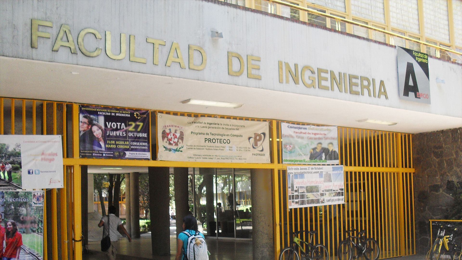 Realizan pruebas sanitarias a los alimentos de la cafetería Cibarium de la Facultad de Ingeniería de la UNAM