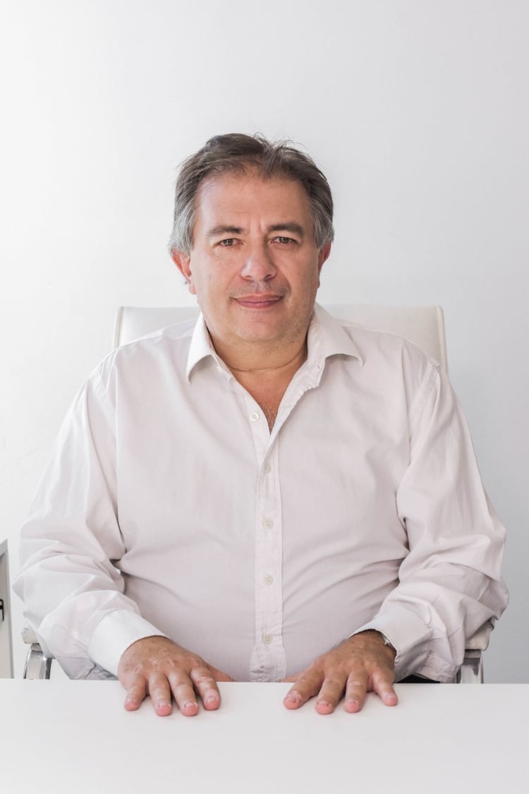 Alejandro Kladniew, el candidato independiente para conducir la AMIA