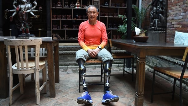 Xia Boy tiene 70 aÃ±os. ConsiguiÃ³ escalar el Monte Everest luego de varios intentos y de que esa montaÃ±a le produjera un congelamiento por el cual debieron amputarle un pie (Getty)