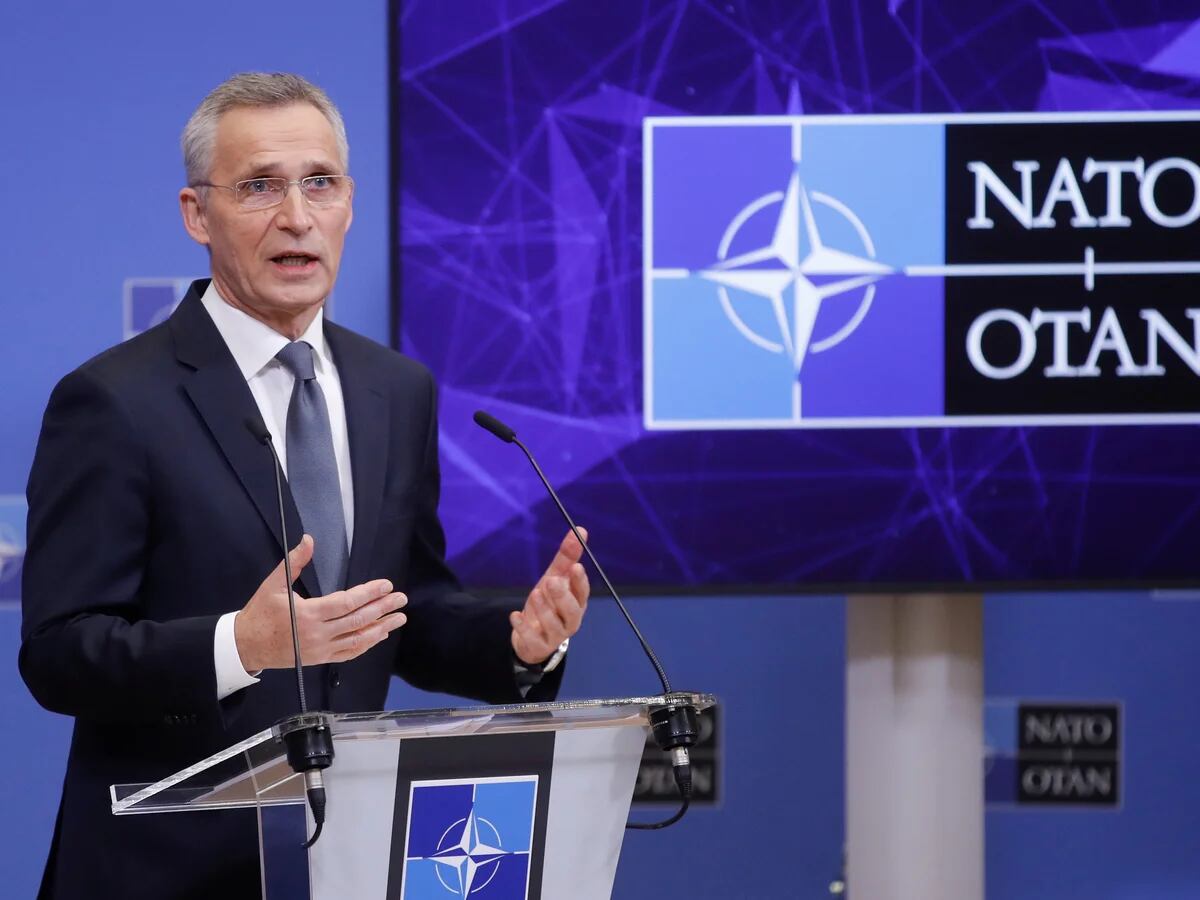 La OTAN firmará un acuerdo de cooperación cibernética con Ucrania tras el ataque  informático que afectó a su infraestructura - Infobae