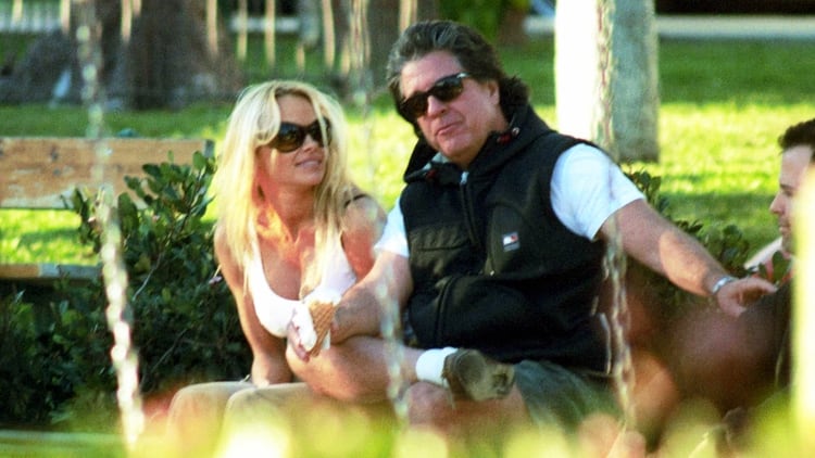 Peters ha expresado su admiración por Pamela Anderson (The Grosby Group)