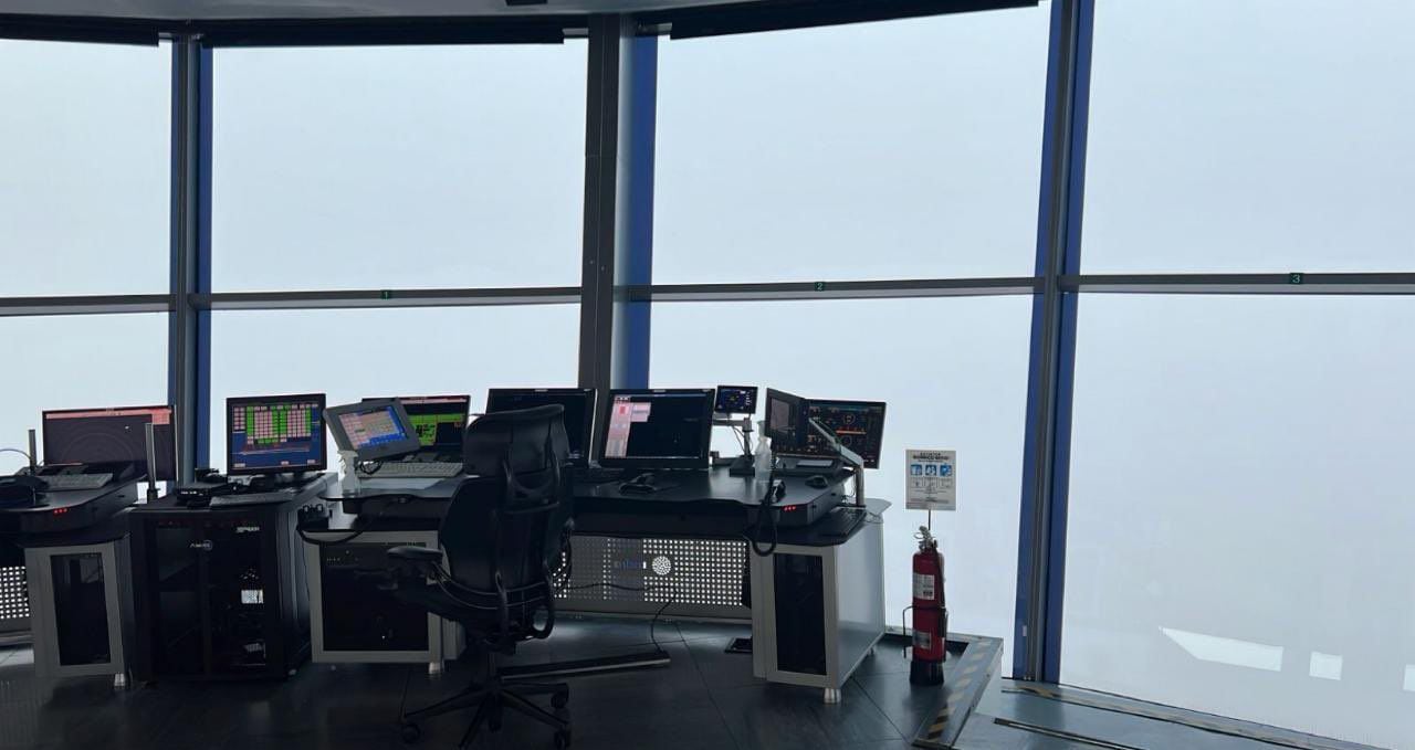 La visibilidad desde la torre de control del Aeropuerto El Dorado es mínima - crédito Aerocivil