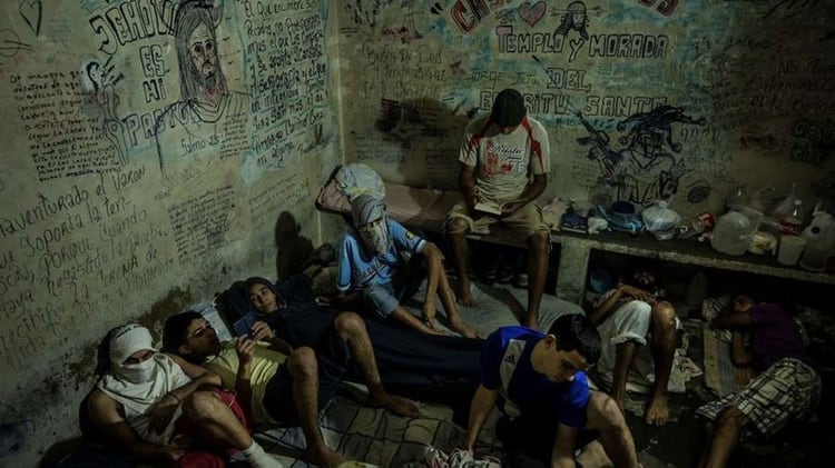 Actualmente hay 866 presos políticos en las cárceles venezolanas según la ONG Foro Penal venezolano (New York Times)