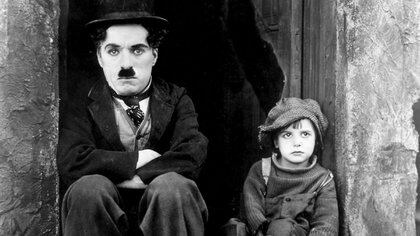 Charles Chaplin y Jackie Coogan 