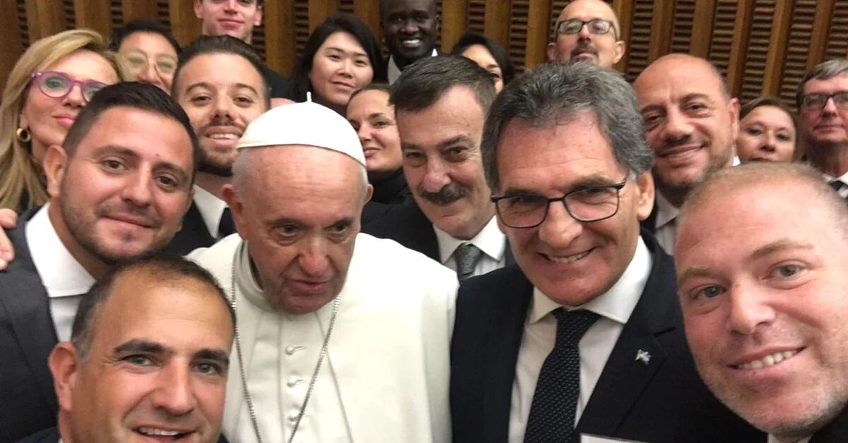 The unforgettable meeting of communities with Pope Francis