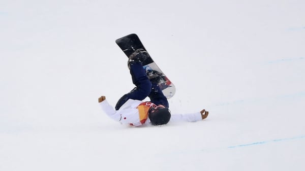 Yuto Totsuka quedó tirado en la pista sin moverse durante algunos minutos (Reuters)
