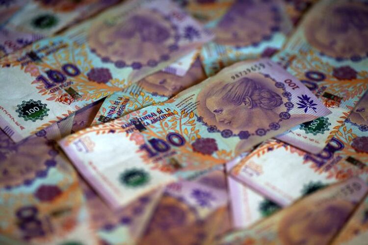 El aislamiento hizo que la poblacin mantuviera ms billetes y monedas que lo habitual (Reuters)