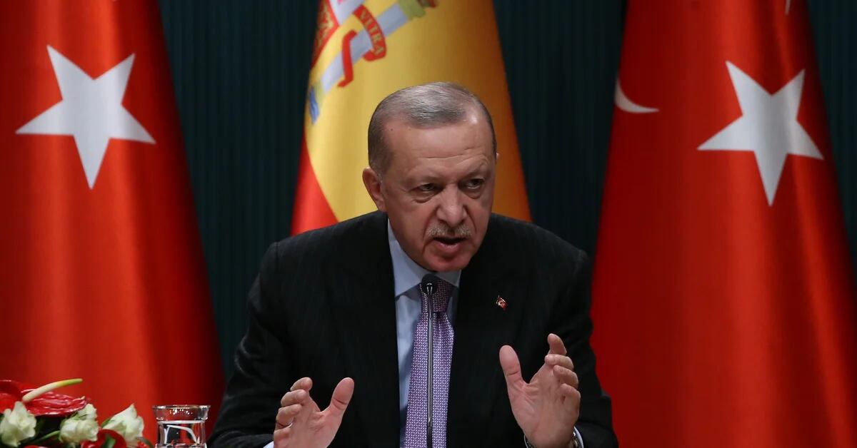 Turkey has blocked access to a popular website and is increasing censorship in the country
