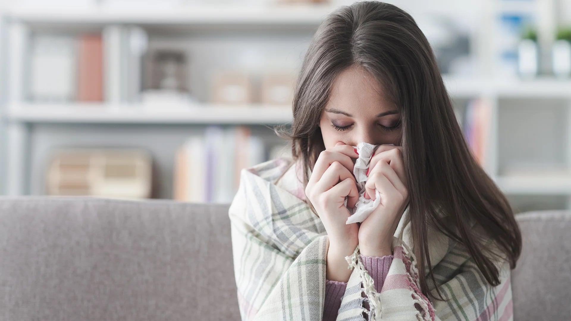 Ventilar la casa diariamente durante unos 20 minutos es una de las medidas para prevenir enfermedades (iStock)