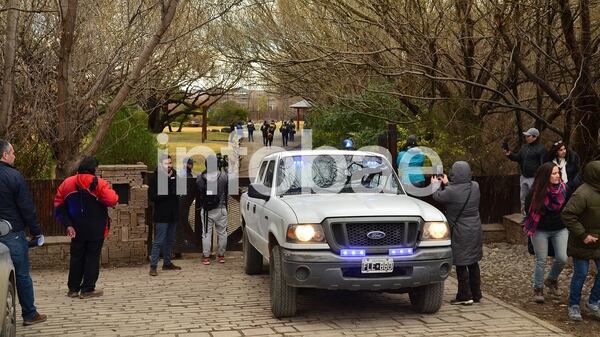 El allanamiento a la casa de Cristina Kirchner en El Calafate (Juan Pablo Raposo)