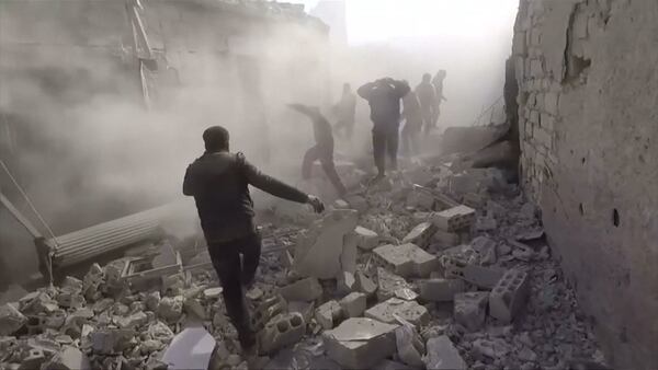 Bombardeo en Idlib, uno de los últimos bastiones rebeldes en Siria