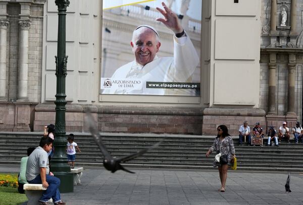 La Catedral del Lima aguarda la llegada del sumo pontífice. (REUTERS/Mariana Bazo)