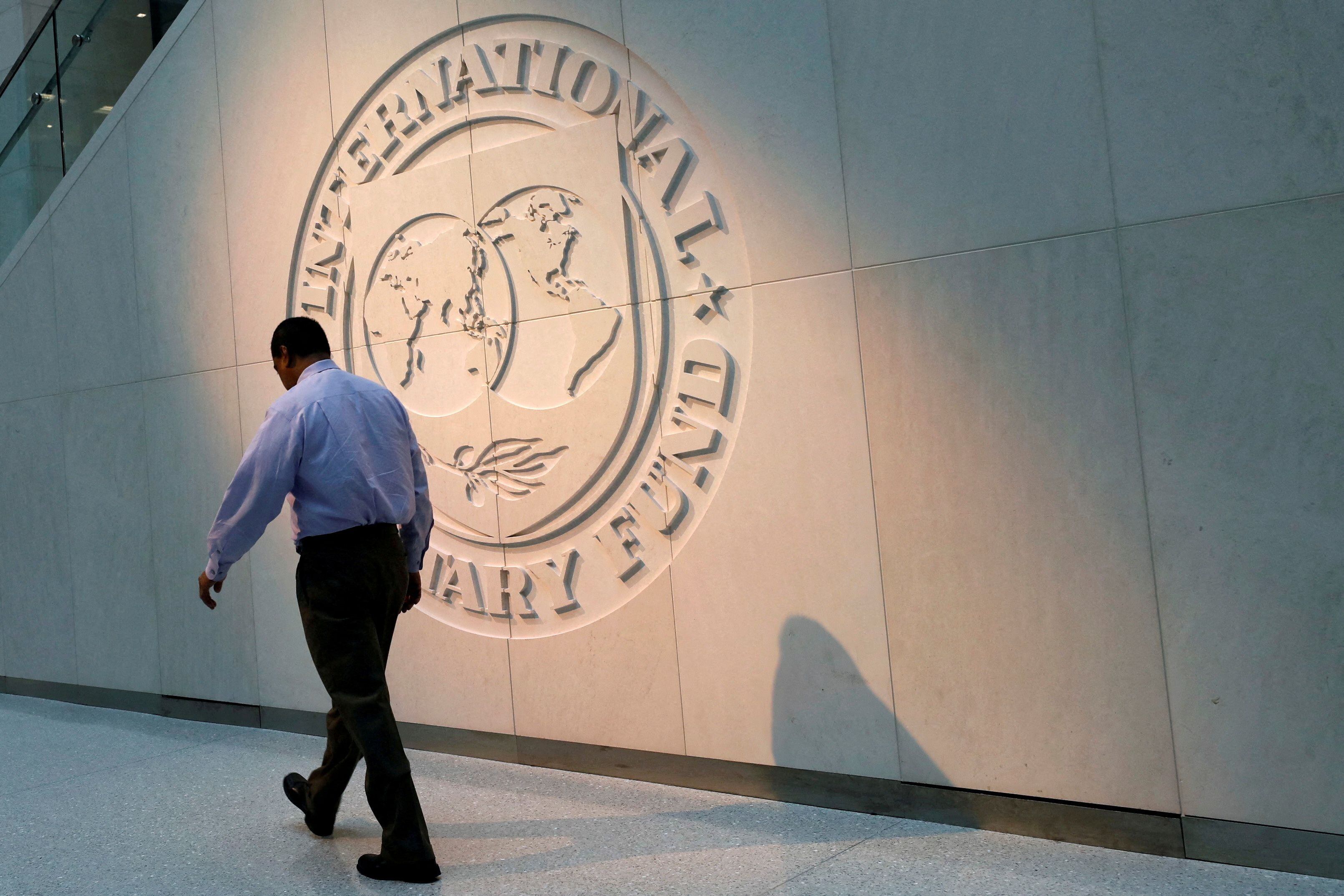 El FMI aún no oficializó el cambio de metas de acumulación de reservas. REUTERS