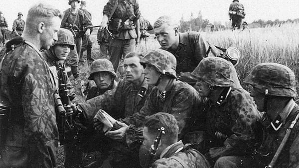 Cuando los miembros de las Fuerzas Armadas alemanas recibían 24 meses de instrucción, los soldados de la SS al servicio de Hitler contaban con solo 16 meses de formación