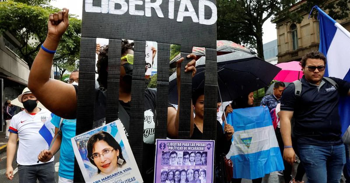 Relatives of 35 other Nicaraguan political prisoners have demanded that the Ortega regime release them immediately