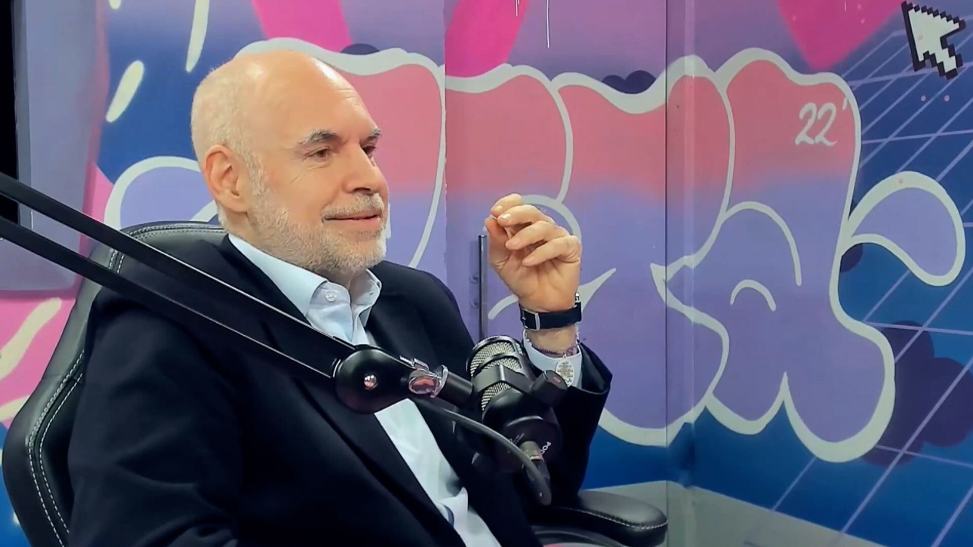 El precandidato a presidente de Juntos por el Cambio, actual Jefe de Gobierno porteño, admite su fama de "peludo" y dice que le daría "pánico" la depilación definitiva