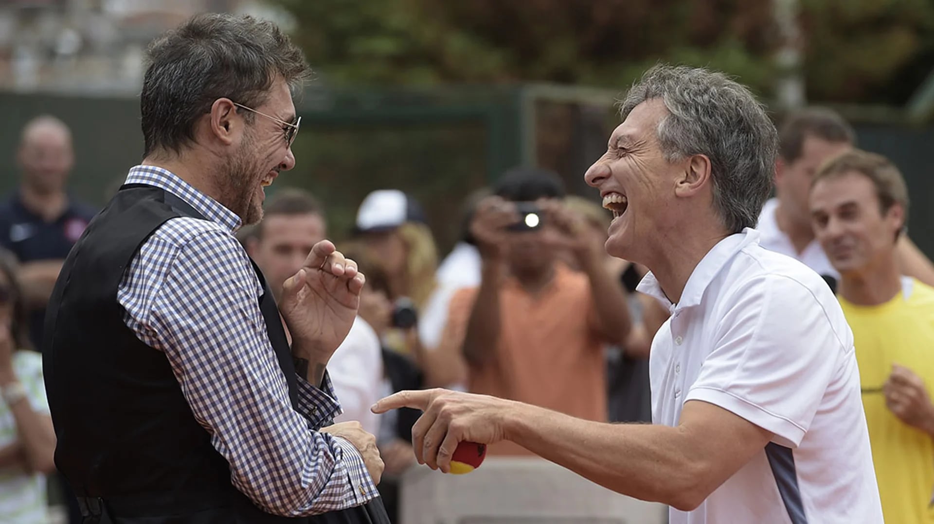 Tinelli y Mauricio Macri: “Nos conocemos desde los 90. Compartimos cosas importantes de nuestra vida. Somos amigos” (AFP)