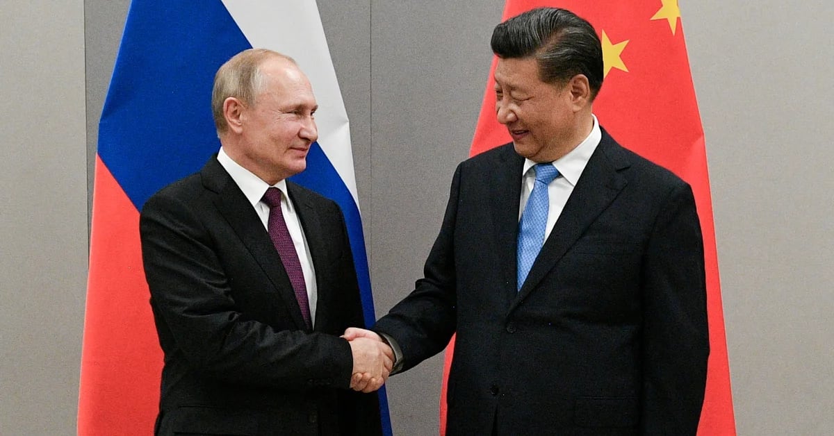 ‘Wishing you further success, dear friend’: Putin congratulated Xi Jinping on a new term that perpetuates his power in China