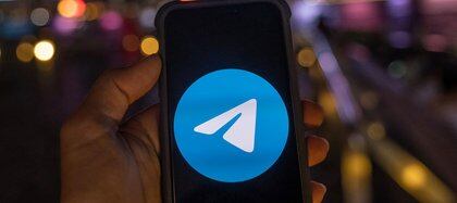  Telegram logró conjuntar 5.6 millones de descargas alrededor del mundo en la primera semana del año (Foto: Roy Liu/Bloomberg)