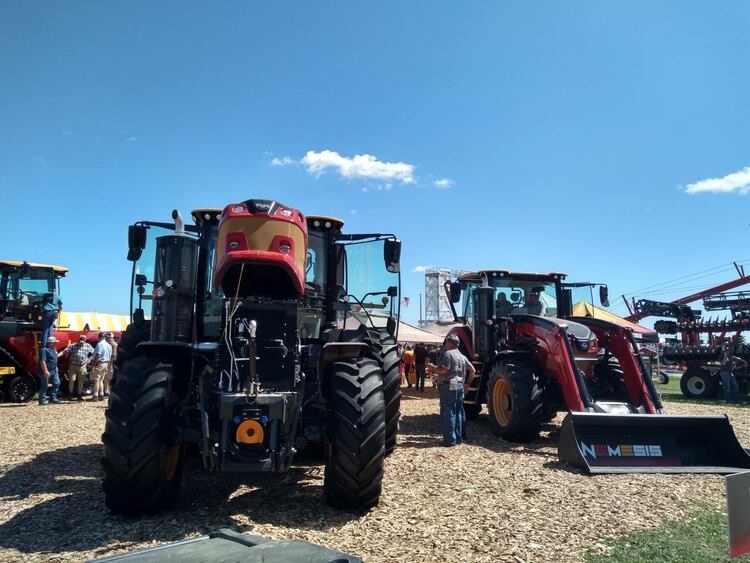 Este año en el Farm se presentaron las últimas novedades en tractores y cosechadoras. Son tecnologías que en los próximos años ingresarán el mercado local.