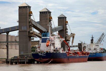 "Argentina ha demorado excesivamente un acuerdo de transporte marítimo regional; ahora pagará las consecuencias", dicen los navieros