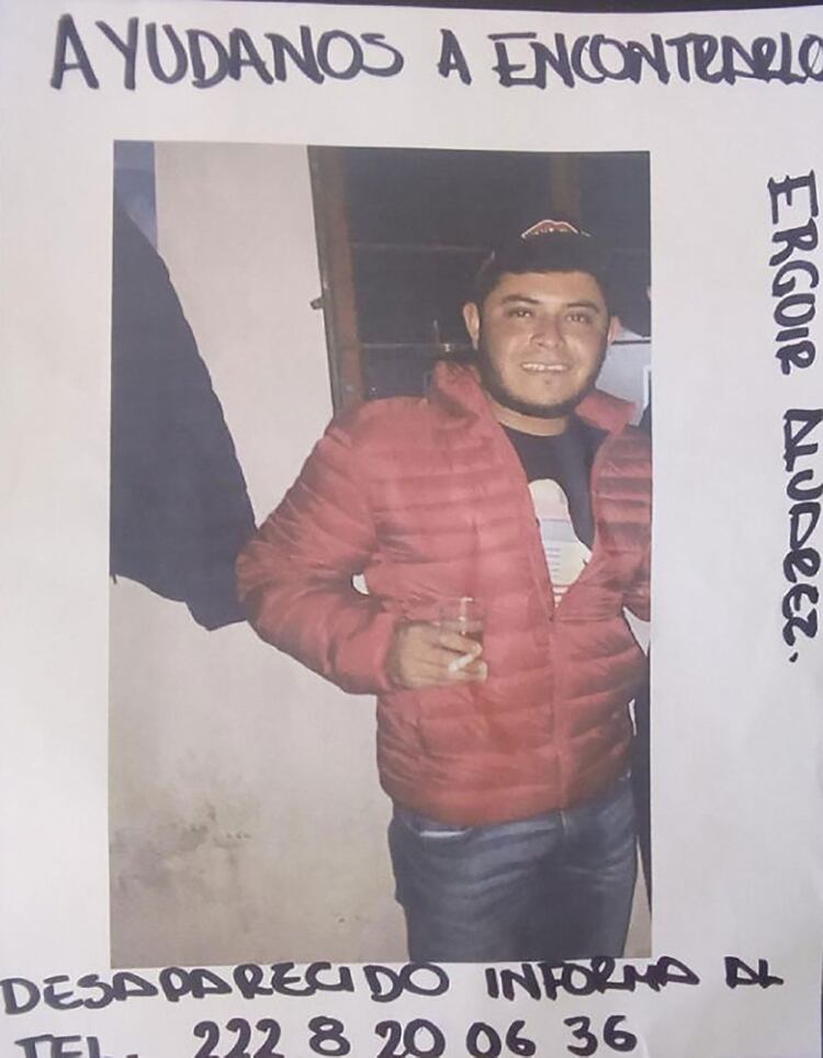 El cuerpo de Erguir, de 24 años, fue abandonado antes de cobrar el dinero que exigían por su cuerpo. (Foto: Fiscalía de Puebla)