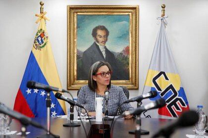 Indira Alfonzo, la nueva presidenta del Consejo Nacional Electoral designada por la Corte Chavista, fue sancionada por el gobierno de Canadá por haber facilitado junto a otros funcionarios la reelección fraudulenta de Maduro en 2018. (REUTERS/Manaure Quintero)