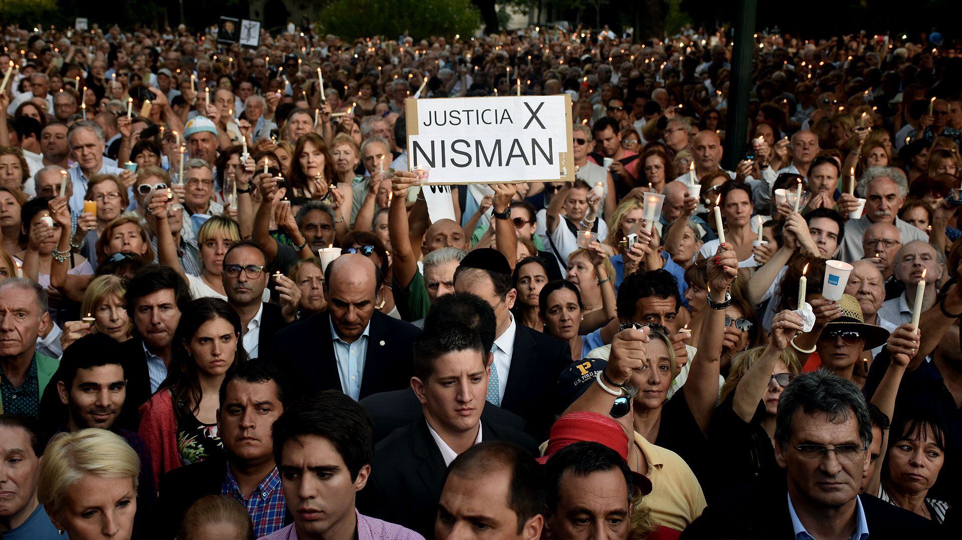 Una de las marchas callejeras para reclamar que se investigue la muerte del fiscal Alberto Nisman