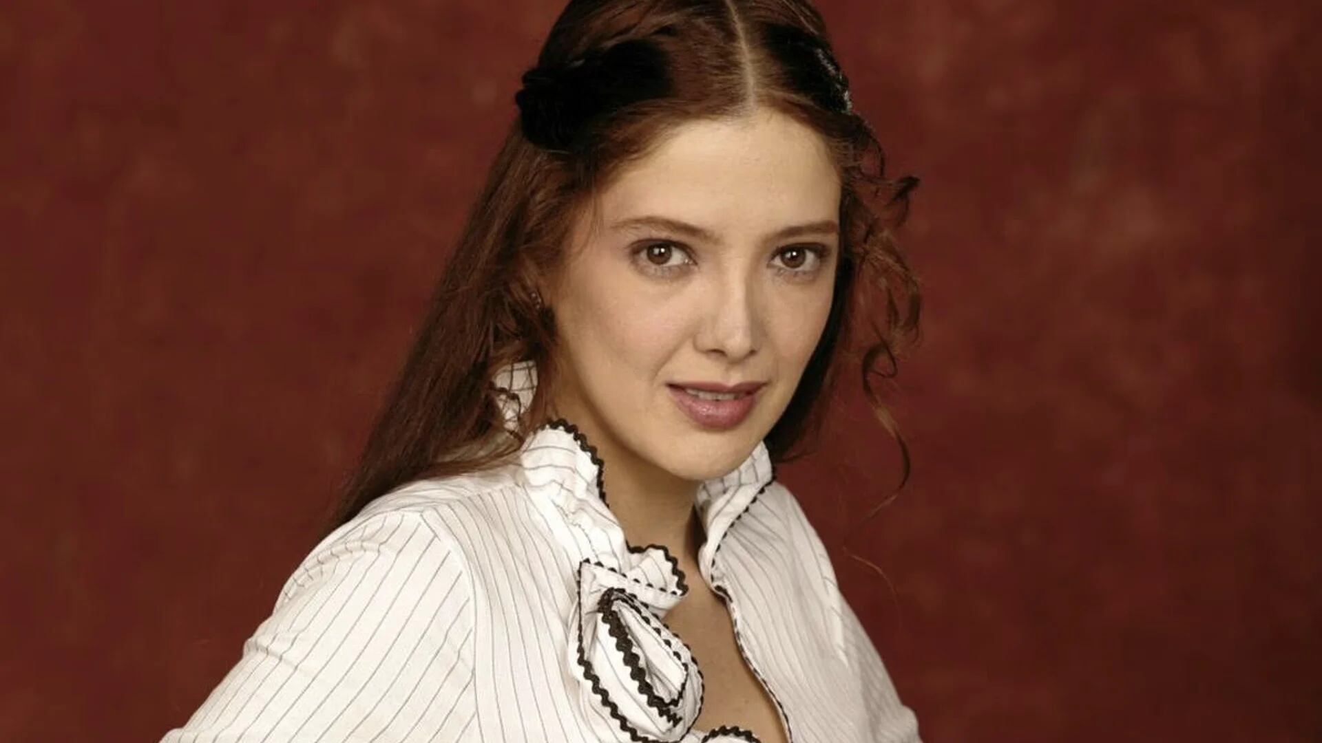 La actriz como protagonista de 'Fuego en la sangre'. (Televisa)