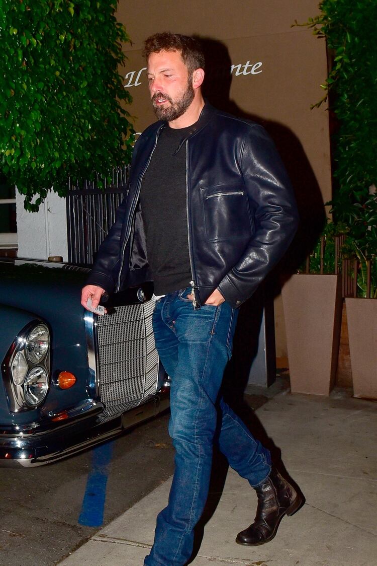 El actor de Hollywood Ben Affleck fue visto cenando con Laurene Powell (Grosby Group) 