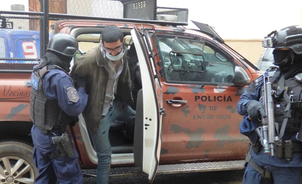 Asan Azad, el iraní detenido en Concepción del Uruguay cuando quiso comprar un pasaje con el DNI de otra persona (Foto: gentileza 03442.com.ar)
