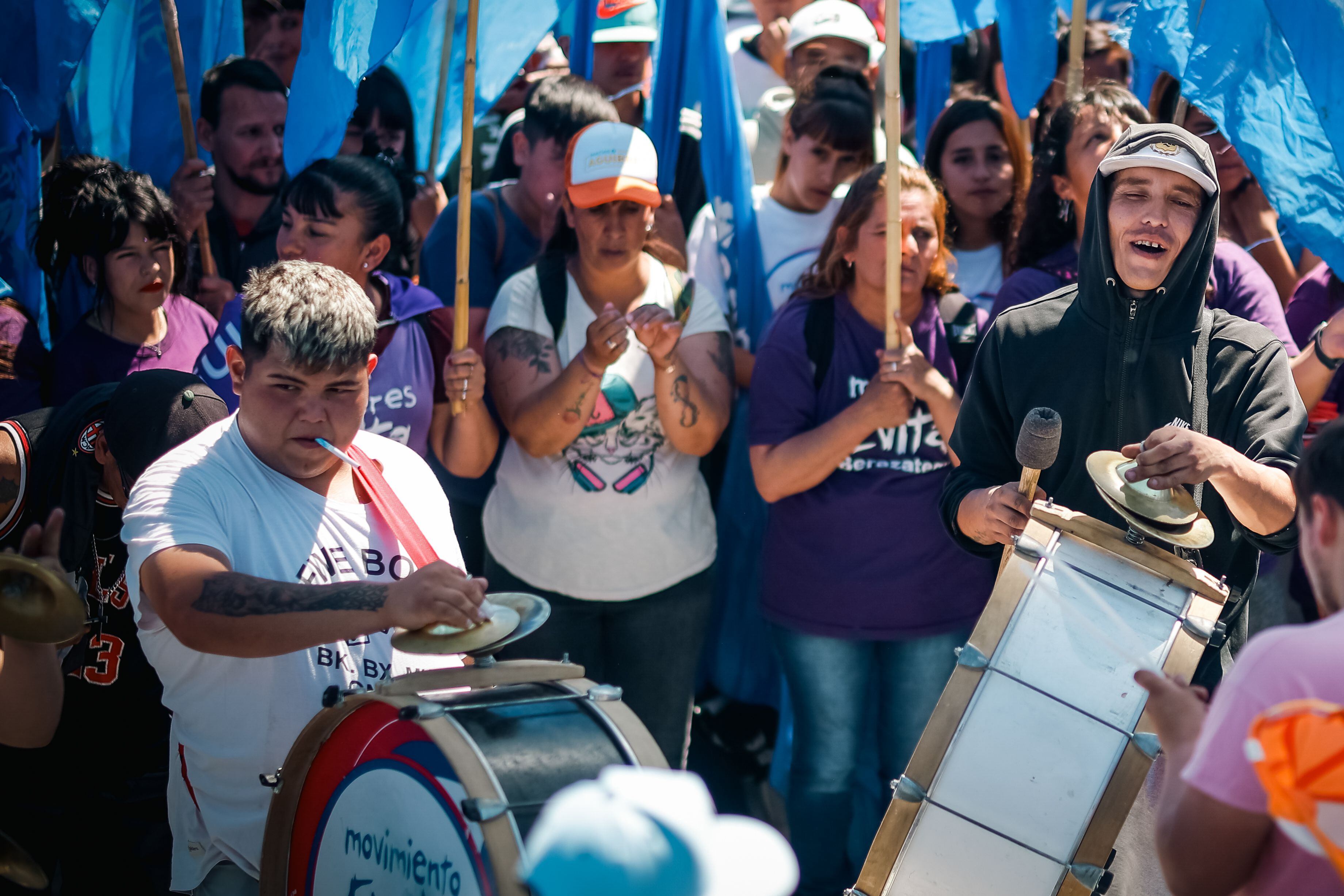 Los jóvenes argentinos votan con enojo, miedo y desencanto con la vieja política (EFE)
