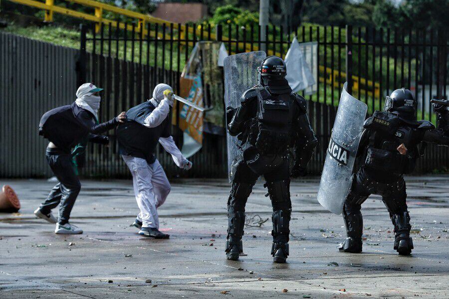 Bogotá. Junio 8 de 2023. Disturbios en la Universidad Nacional. (Colprensa- Camila Diaz)