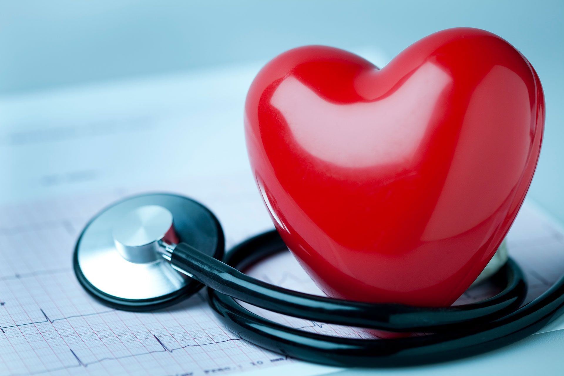En noviembre de 2012 el Congreso de la Nación sancionó la Ley 26835 que incluye el aprendizaje de técnicas de Reanimación Cardiopulmonar (RCP) en los colegios secundarios