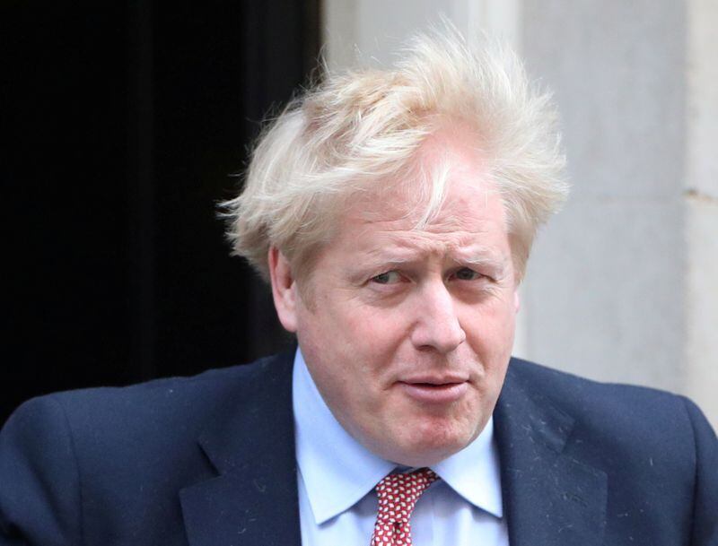 El primer ministro británico, Boris Johnson, abandonando Downing Street a fines de marzo en Londres, en una foto de archivo (Reuters)