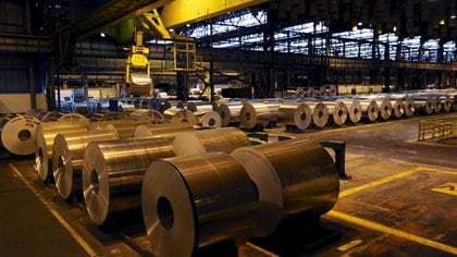 Una fabrica de bobinas de aluminio en Brasil