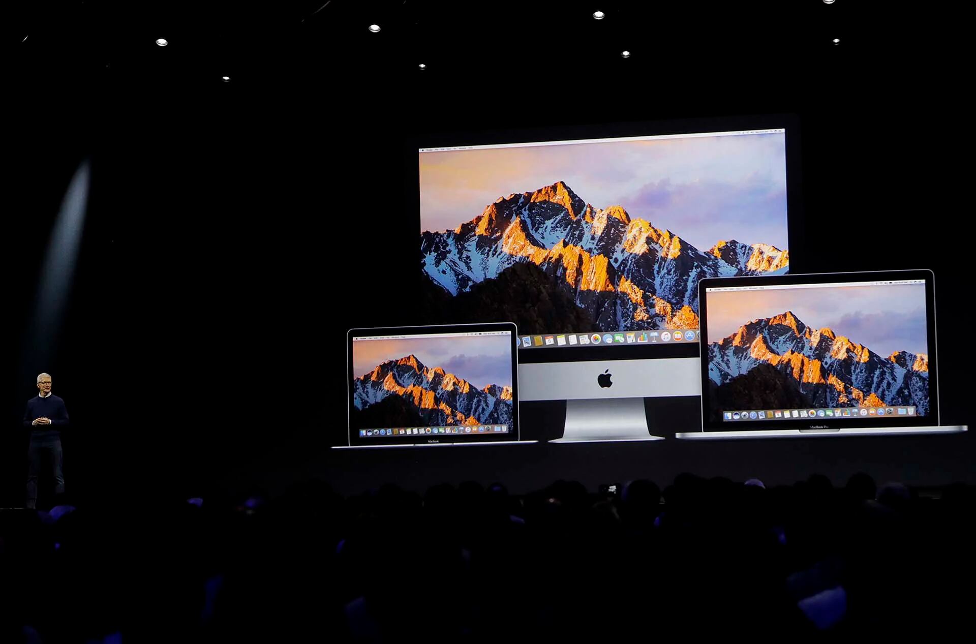 Las nuevas versiones de iMac que se presentaron en el Congreso Mundial de Desarrolladores de Apple (AP Photo/Marcio Jose Sanchez)
