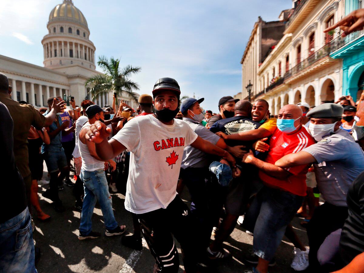 Gobiernos de 21 países repudiaron en conjunto los arrestos masivos en Cuba  y exigieron la liberación de los presos políticos - Infobae