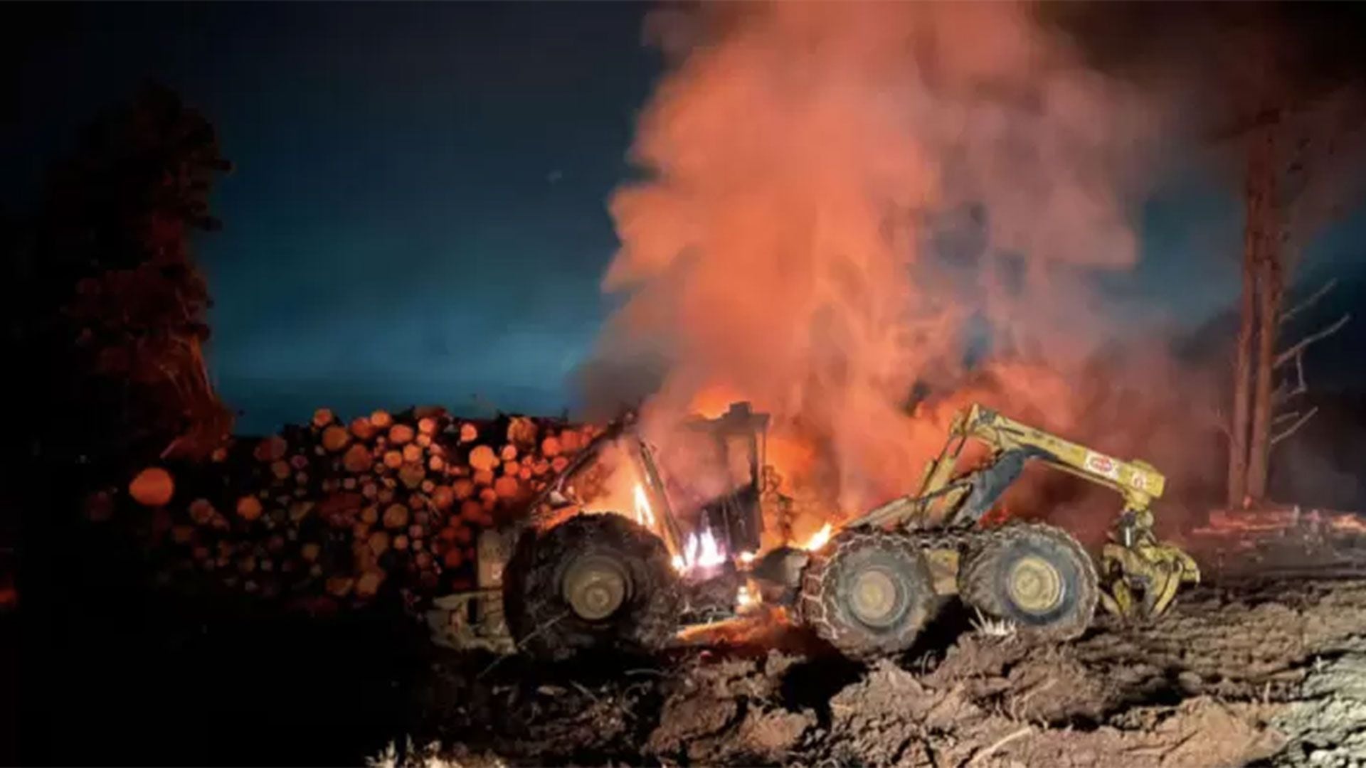 Violentistas radicales mapuche quemaron maquinarias en un nuevo ataque incendiario