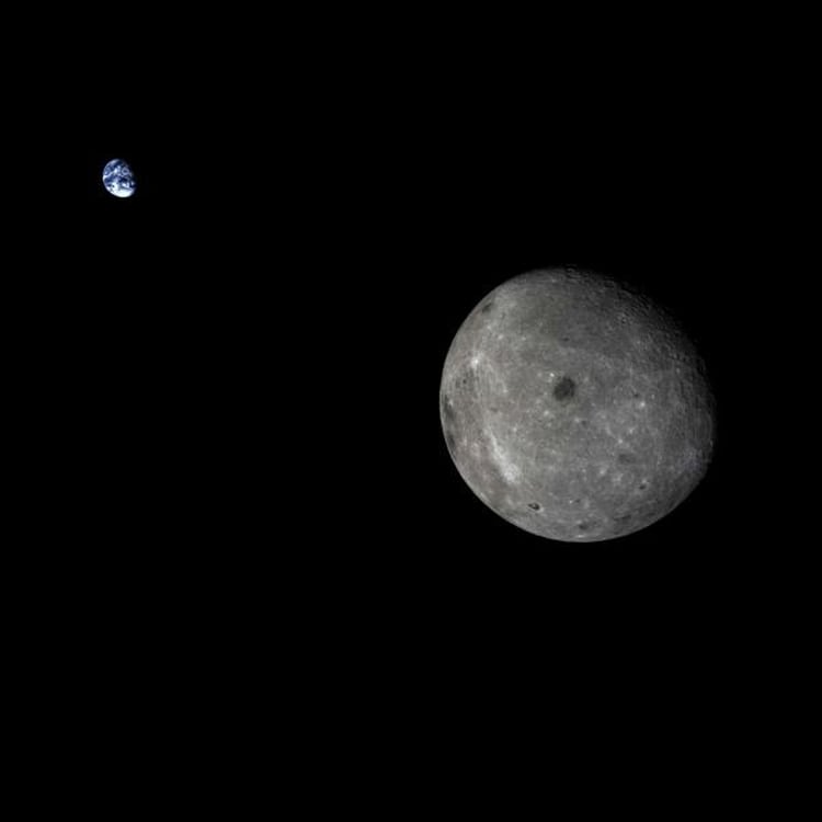 La sonda china Chang’e 5 T1, lanzada previamente, fotografió la Tierra y la cara oculta de la Luna. (CNSA)