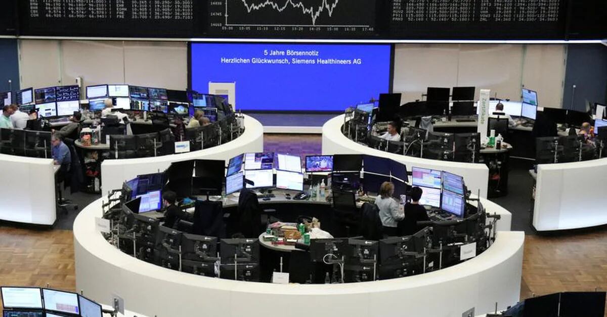 European stocks rise as fears of banking turmoil ease