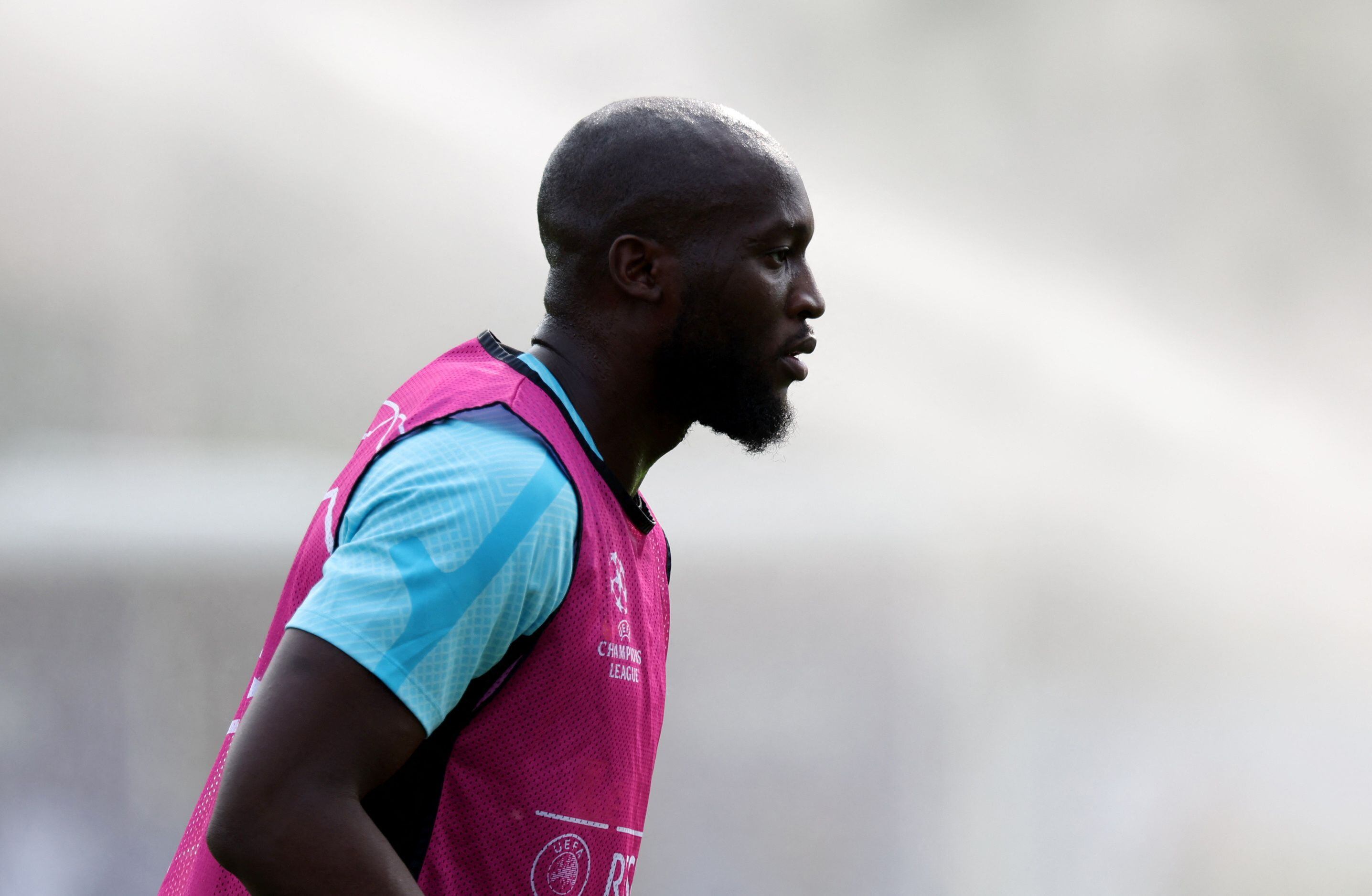 Romelu Lukaku, de 30 años, sigue buscando club ya que en Chelsea no será tenido en cuenta (Reuters) 