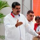 Foto de archivo- El presidente de Venezuela, Nicolás Maduro, saluda al inicio de la 17ª cumbre de la Alianza Boliviariana para los Pueblos de Nuestra América (ALBA) -TCP en La Habana, Cuba, Diciembre 14, 2019. REUTERS/Alexandre Meneghini